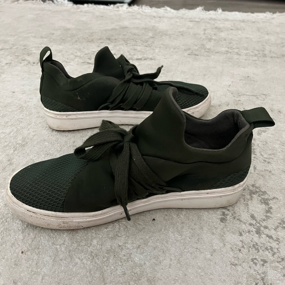 Steve Madden shoes (size: 6.5)